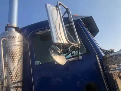 Peterbilt 385 Right Side View Mirror
