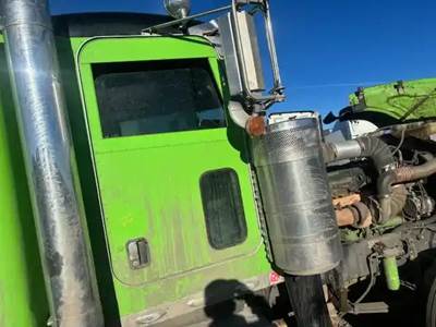 Peterbilt 389 Right Side View Mirror