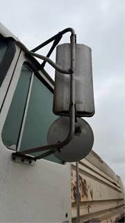 Volvo AUTOCAR ACL64 Left Side View Mirror