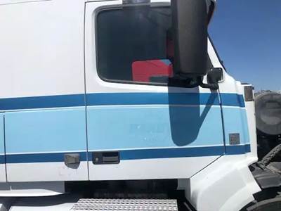 Volvo VNL Right Side View Mirror