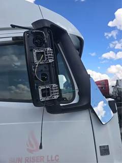 Volvo VNL Right Side View Mirror