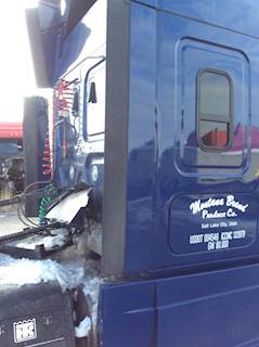 Freightliner Cascadia Sleeper Fairing for a 2019 Freightliner Cascadia 123