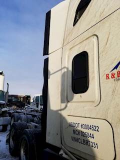 Freightliner Cascadia 125 Sleeper Fairing