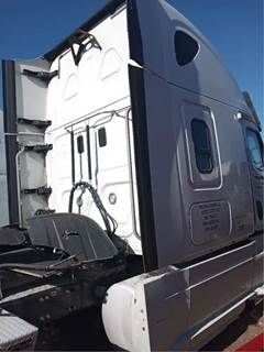 Freightliner Cascadia 125 Right Sleeper Fairing
