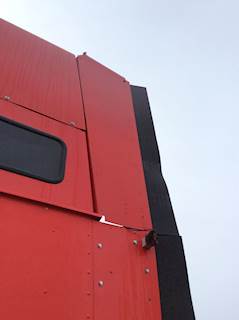 International 9900i Sleeper Fairing