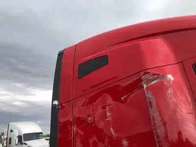 Kenworth T680 Right Sleeper Fairing