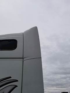 Volvo VNL Sleeper Fairing
