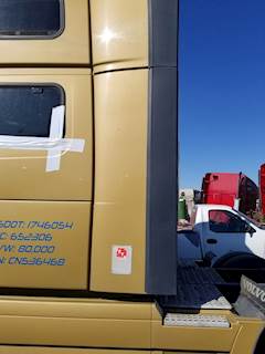 Volvo VNL Sleeper Fairing