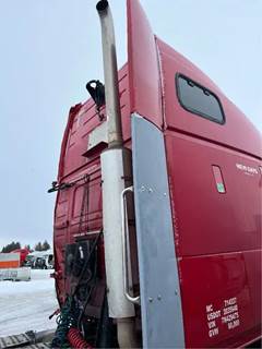 Volvo VNL Right Sleeper Fairing