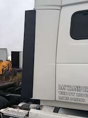 Volvo VNL780 Sleeper Fairing