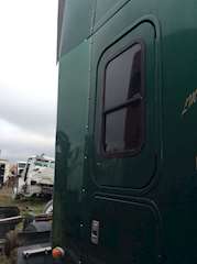 Freightliner Century Class 120 Sleeper Part for a 1998 Freightliner C120 CENTURY