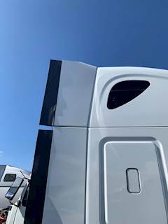Freightliner Cascadia 125 Sleeper Part