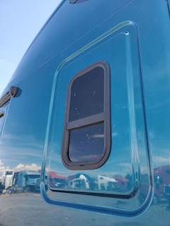 Freightliner Cascadia 125 Sleeper Part