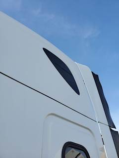 Freightliner Cascadia 125 Sleeper Part