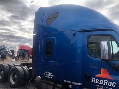 Freightliner Cascadia 125 Sleeper Part