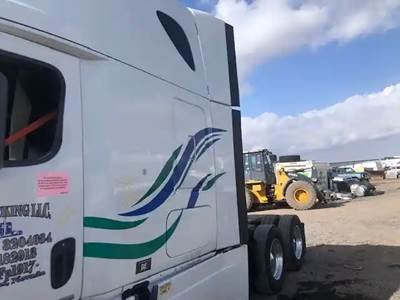Freightliner Cascadia 125 Sleeper Part