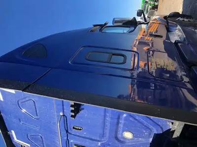 Freightliner Cascadia 126 Sleeper Part