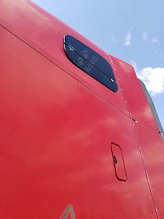 Freightliner Columbia 120 Sleeper Part