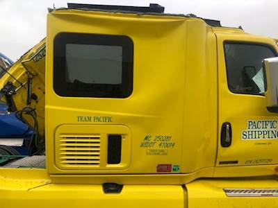 International LT625 Sleeper Part