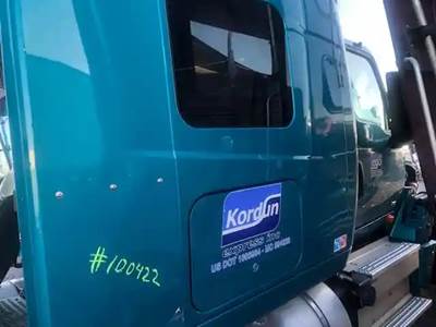 International LT625 Sleeper Part