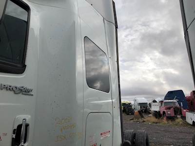 International ProStar Sleeper Part