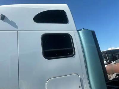 Kenworth T2000 Sleeper Part