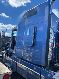 Kenworth T600 Sleeper Part