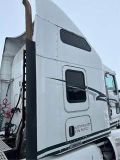 Kenworth T660 Sleeper Part