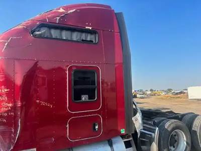 Kenworth T660 Sleeper Part