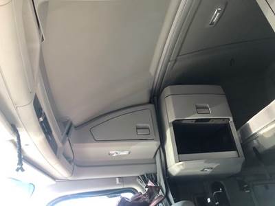 Kenworth T680 Sleeper Part