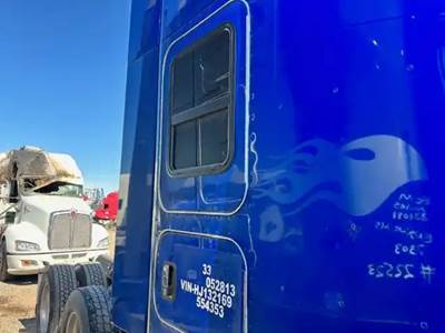 Kenworth T680 Sleeper Part