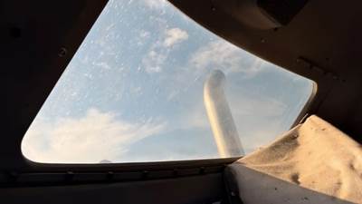 2003 Kenworth T800 Right Aerocab Sleeper Window