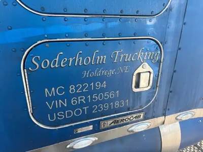 Kenworth W900 Sleeper Part