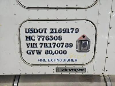 Kenworth W900 Sleeper Part