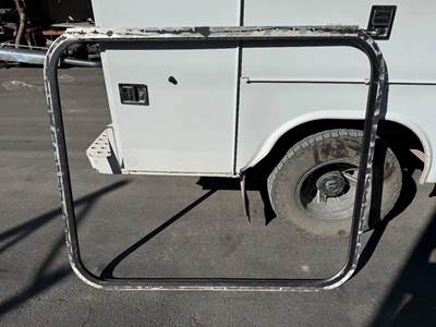 Used Peterbilt 379 Unibilt Cab/Sleeper Ring 54.5" Tall x 63" Wide Flat Top, Part # FLAT TOP
