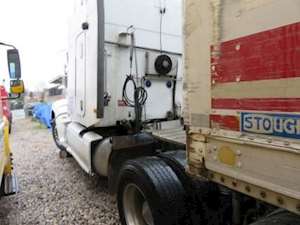 Peterbilt 386 Sleeper Part