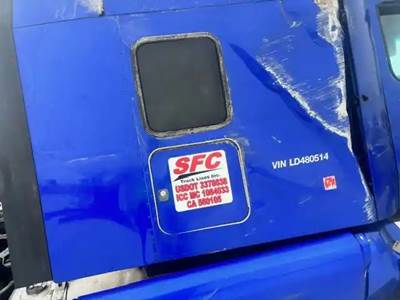 Peterbilt 579 Sleeper Part