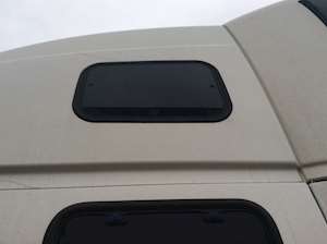 Volvo VNL780 Sleeper Part