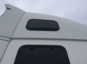 Volvo VNL780 Sleeper Part