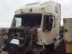 Volvo VNL780 Sleeper Part