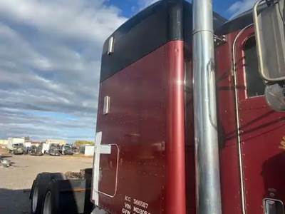Peterbilt 379 Sleeper