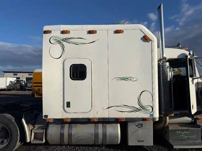Peterbilt 379 Sleeper