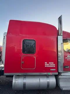 Peterbilt 567 Sleeper