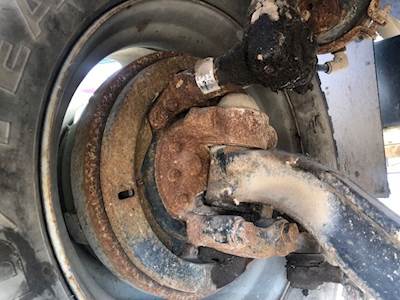 GMC TopKick Right Spindle