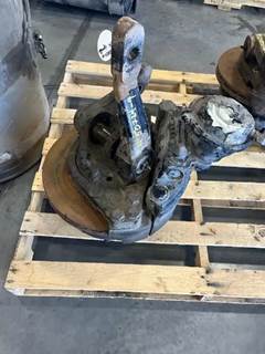 Kenworth T680 Left Spindle