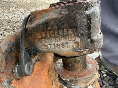 Peterbilt 386 Right Spindle
