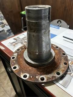 Good Used FDS1600 Spindle Assembly.  Fits Most FDS1600 Models. 12 Bolt Flange