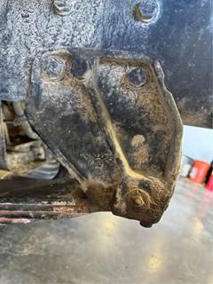 Western Star 6900 Right Spring Hanger