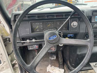 Ford F-800 Steering Column for a 1991 Ford F800