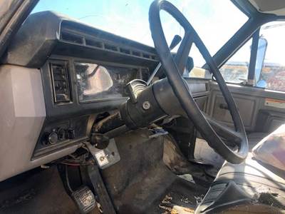 Ford F-800 Steering Column for a 1999 Ford F800